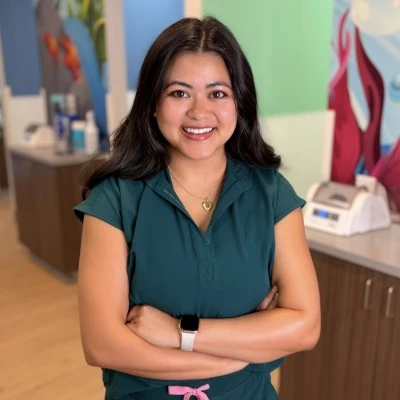Autumn Aragones-Knight, Dentist Autumn Aragones-Knight Dentist