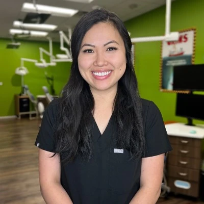 Laura Le, Dentist Laura Le Dentist